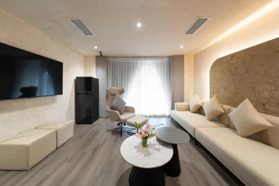 J Village Hotel - Triệu Việt Vương – 写真 13